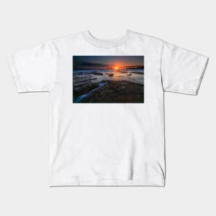 Catherine Hill Bay sunrise Kids T-Shirt